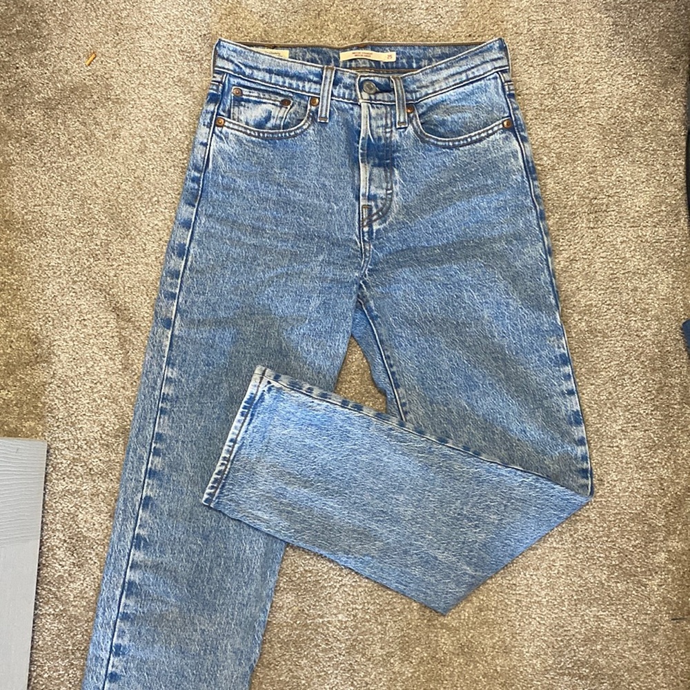 Levi’s wedgie straight